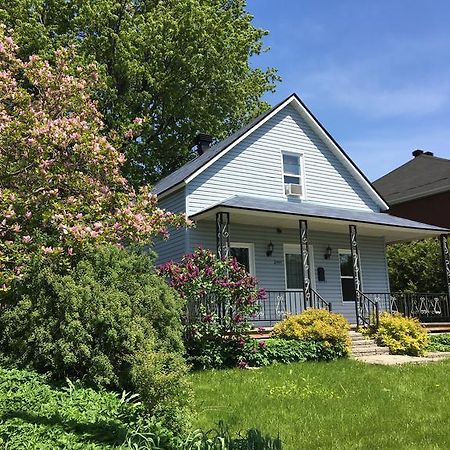 Le Milka I Villa Longueuil Bagian luar foto
